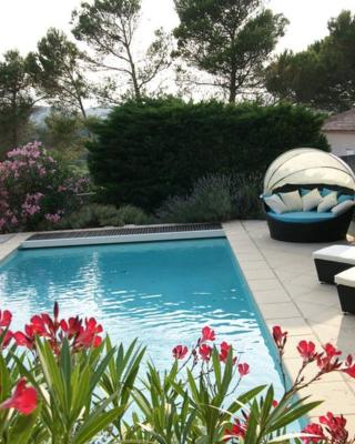 Elegante villa de 180m3 avec la superbe vue