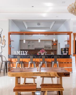 Urbanview Hotel One Family Maribaya by RedDoorz