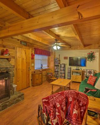 Cozy Tellico Plains Cabin with Large Mountain Creek!