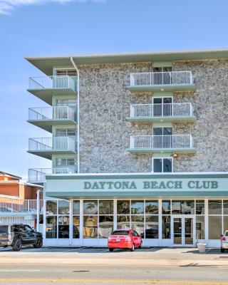Oceanfront Daytona Beach Club Studio with Balcony!