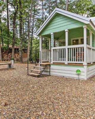 Cozy Broken Bow Vacation Rental about 5 Mi to Lake!