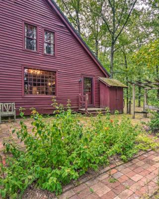 Quaint Home with Grill-10Mi to Hot Springs Natl Park