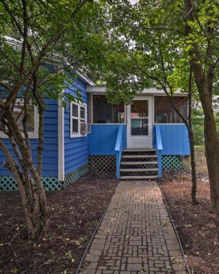 Middle Bass Island Home - Pool and Hot Tub Access!