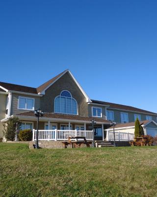 Auberge Bouctouche Inn & Suites