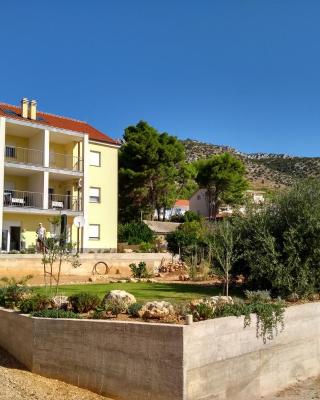 Hvar Apartment