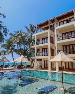 Sapphire Seas Beachfront Hotel