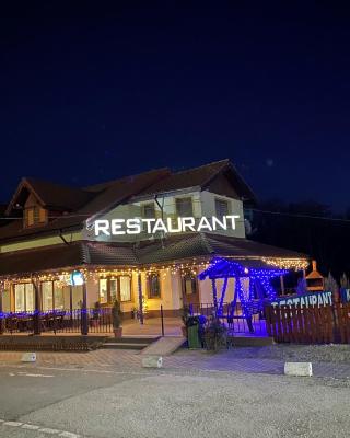 KM 80 Restaurant & Hotel
