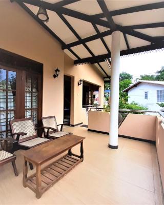 De Fancy House