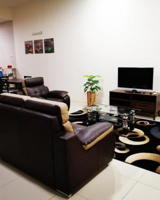 A&D Home-stay @Kota Warisan, Sepang (KLIA 15 min)