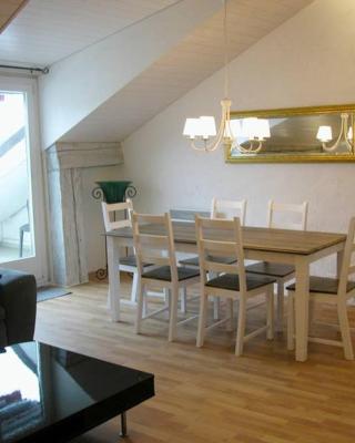 Joline private guest apartment downtown Nidau