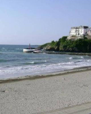 Millendreath at Westcliff - Self Catering flat with amazing sea views