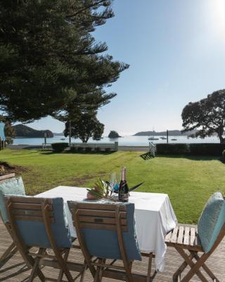 Wairangi Beach Cottage - Paihia Beach House