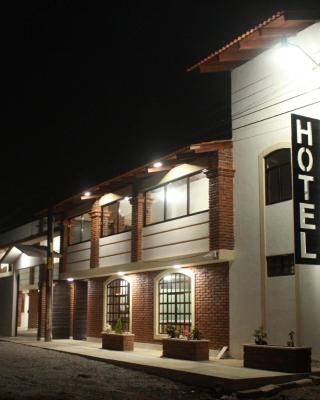 Hotel Los Pinos