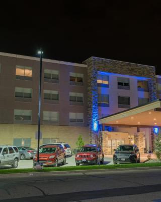 Holiday Inn Express & Suites - Orland Park Mokena, an IHG Hotel