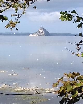 Entre Mont St Michel et Merveille