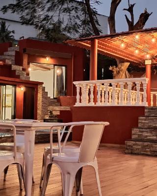 Villa 406, Dr Wade with Private Pool and Gazebo in Royal Palms Mumbai