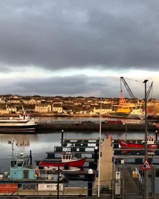 The Steamboat - A Flat with Amazing Harbour Views