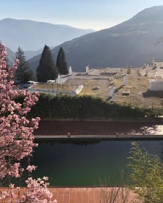 Hostal Rural Poqueira