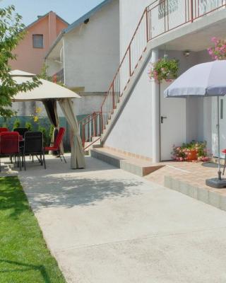 Apartment Tina Gračac