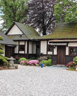 Den Japanske Have B & B