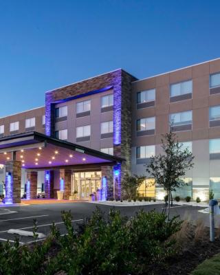 Holiday Inn Express & Suites - Wilmington West - Medical Park, an IHG Hotel