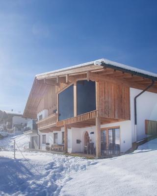 "Chalet Bergzeit" Ferienhaus mit Sauna & Wellness