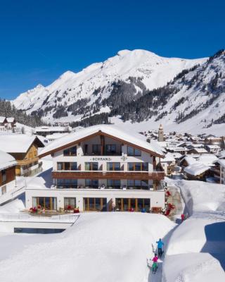 Hotel Schranz - Ski In & Ski Out