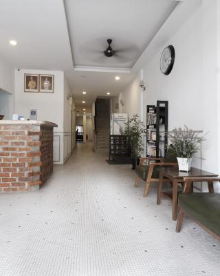 M S Hotel, Tengku Kelana KTM Klang