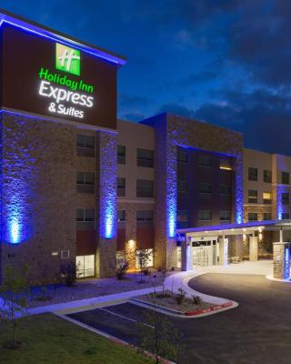 Holiday Inn Express & Suites - San Marcos South, an IHG Hotel
