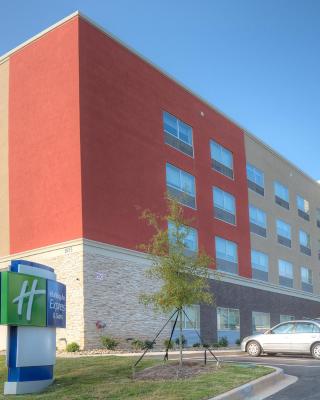 Holiday Inn Express & Suites - Fort Mill, an IHG Hotel