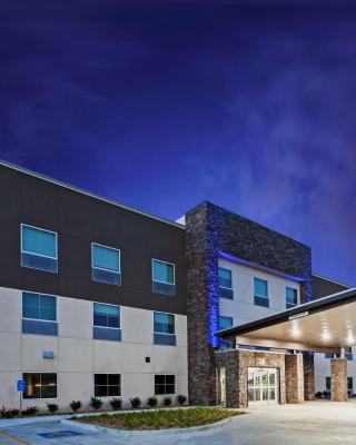 Holiday Inn Express & Suites - Coffeyville, an IHG Hotel