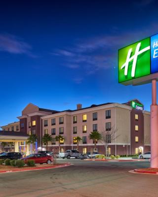 Holiday Inn Express & Suites El Paso Airport by IHG