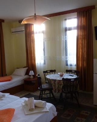 Guest House Zhelevi