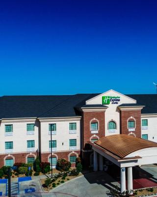 Holiday Inn Express Hotel & Suites Pampa, an IHG Hotel