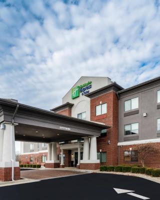 Holiday Inn Express & Suites Rocky Mount Smith Mountain Lake, an IHG Hotel