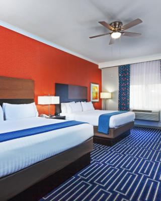Holiday Inn Express & Suites Houston East by IHG