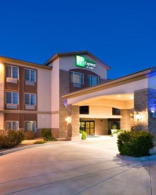 Holiday Inn Express & Suites Casa Grande, an IHG Hotel