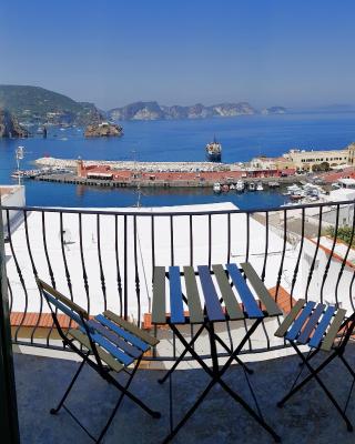 Maridea - Camere con vista al Porto