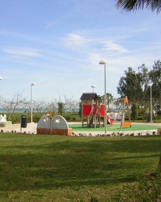 Bonito apartamento en Marina D'or [1ra línea de playa]