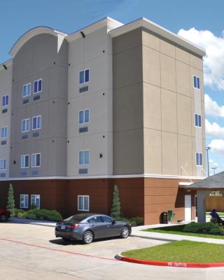 Candlewood Suites Bay City, an IHG Hotel