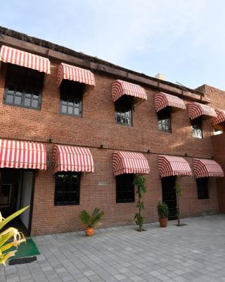 Hotel Sunbird