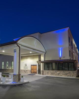 Holiday Inn Express Cleveland Airport - Brook Park, an IHG Hotel