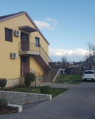 Hostel Vera - Airport Podgorica