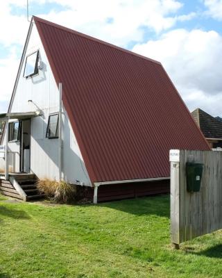 Central Ski Chalet - Ohakune Holiday Home