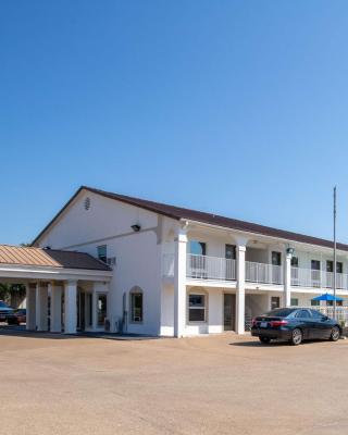 Studio 6-Bryan, TX - University Area