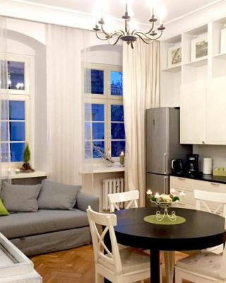 Exclusive Old Town Apartment by Renters