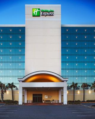 Holiday Inn Express Hotel & Suites Virginia Beach Oceanfront, an IHG Hotel