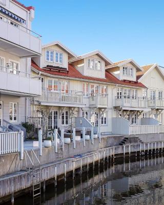 7 person holiday home in STRöMSTAD