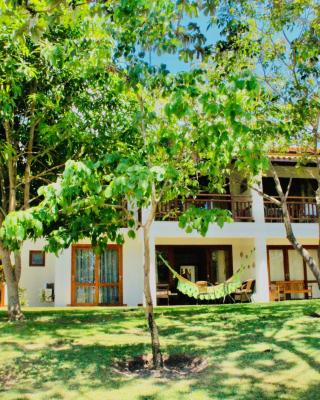 Casa Peixinho - Reserva Imbassaí 3 suítes