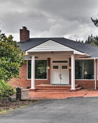 Charming Kelso Home with Proximity to Cowlitz River!